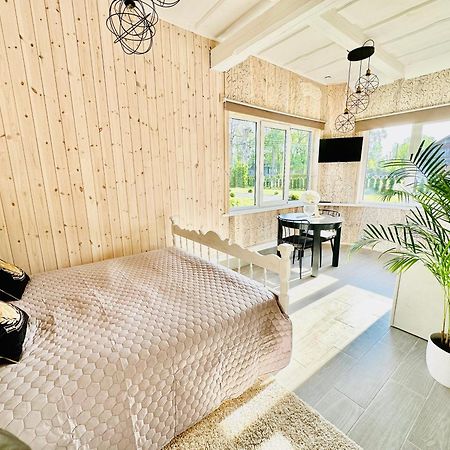 Villa Aguona Royal Oasis à Molėtai Extérieur photo