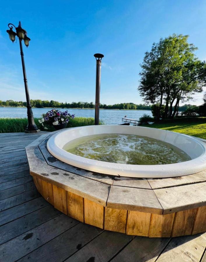 Villa Aguona Royal Oasis à Molėtai Extérieur photo